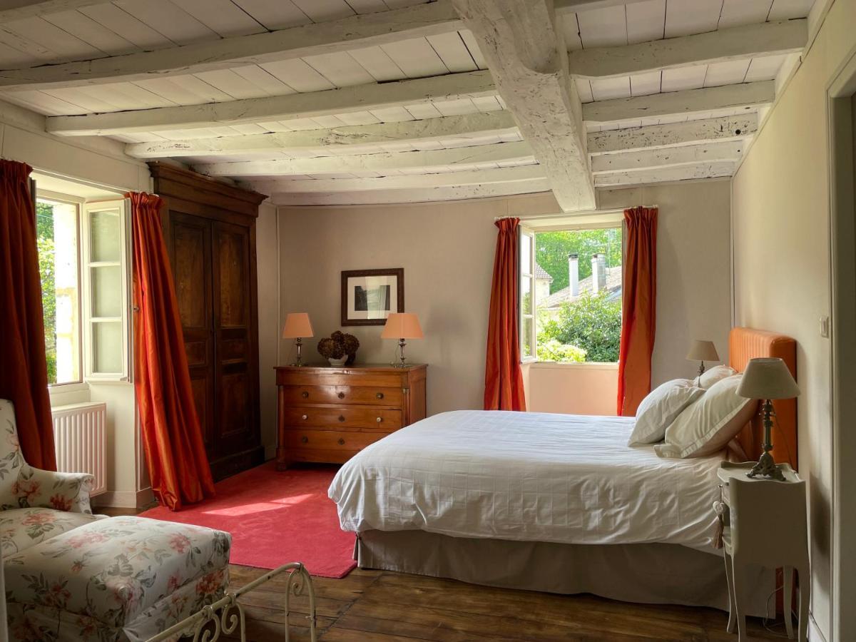 La Croix Des Granges Bed & Breakfast Chapdeuil Exterior photo
