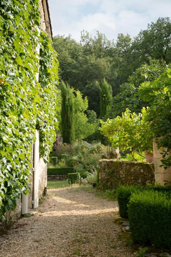 La Croix Des Granges Bed & Breakfast Chapdeuil Exterior photo